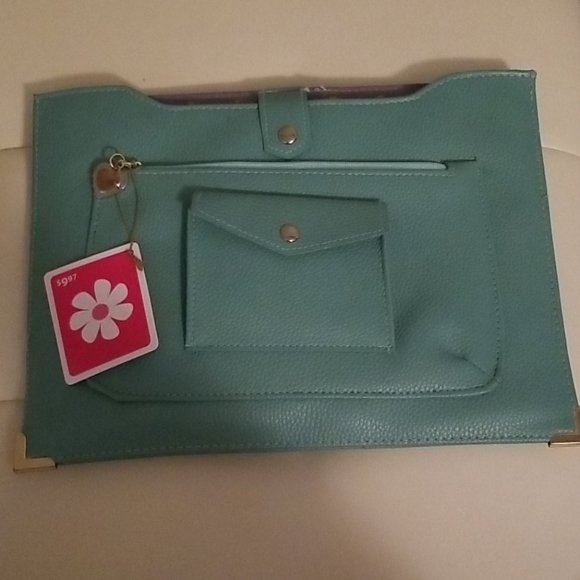 iPad mini carrying case. - Picture 2 of 5